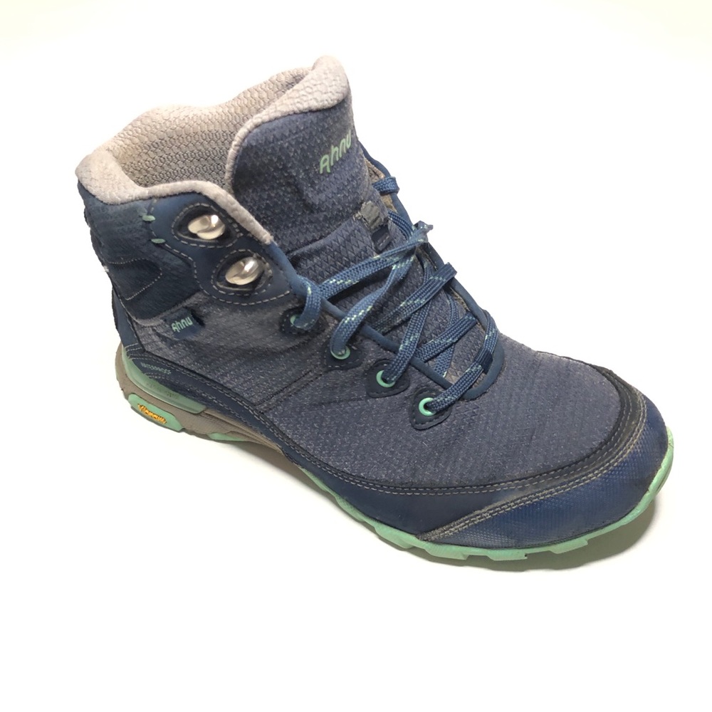 Ahnu by Teva Sugarpine II Womens Sz 8 Hiking Boots